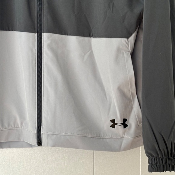Under Armour NWT ladies loose fit lightweight jacket two tone grey size M - Picture 4 of 16